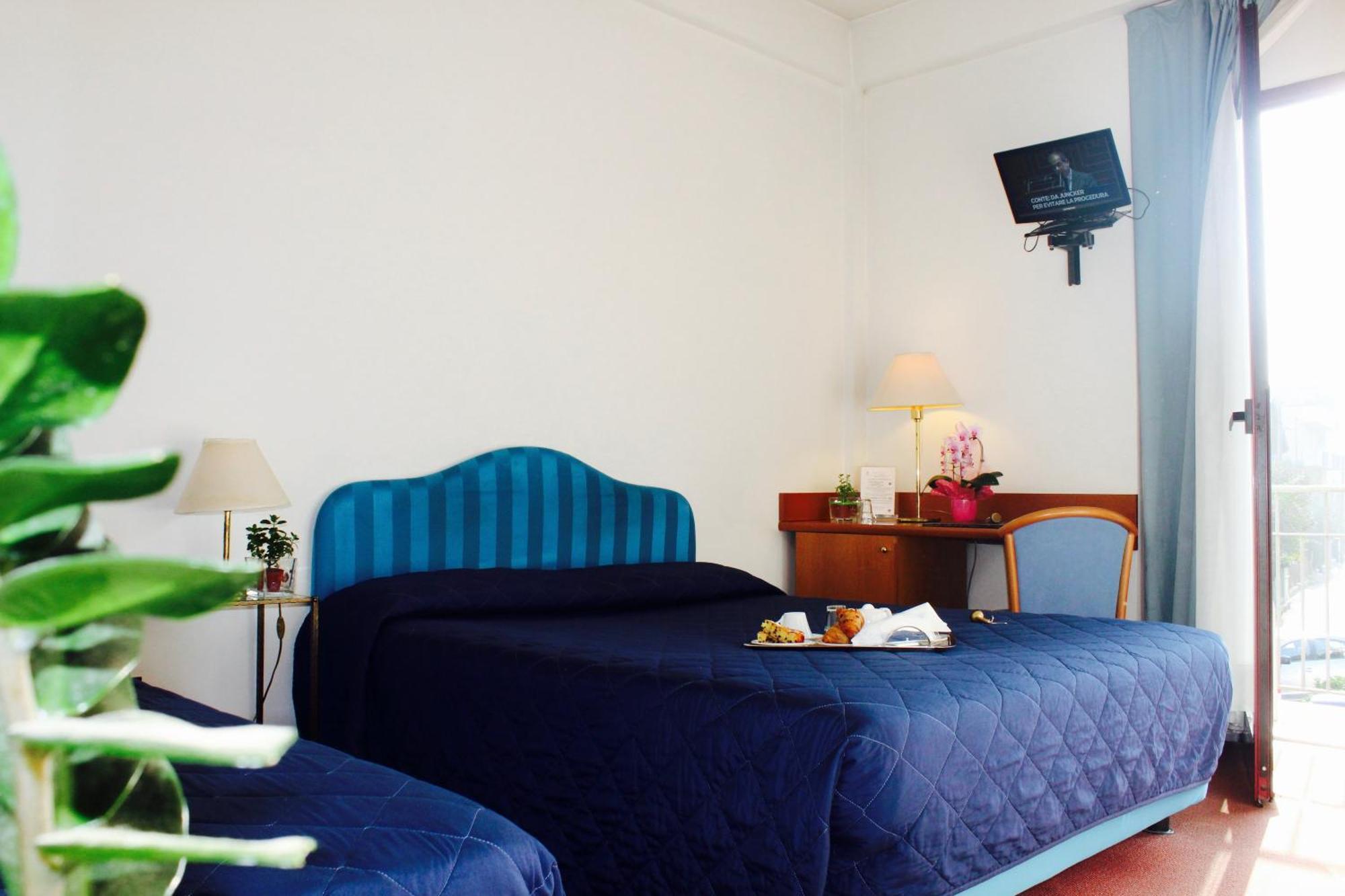 Arcangelo Roof Hotel Rimini Ngoại thất bức ảnh